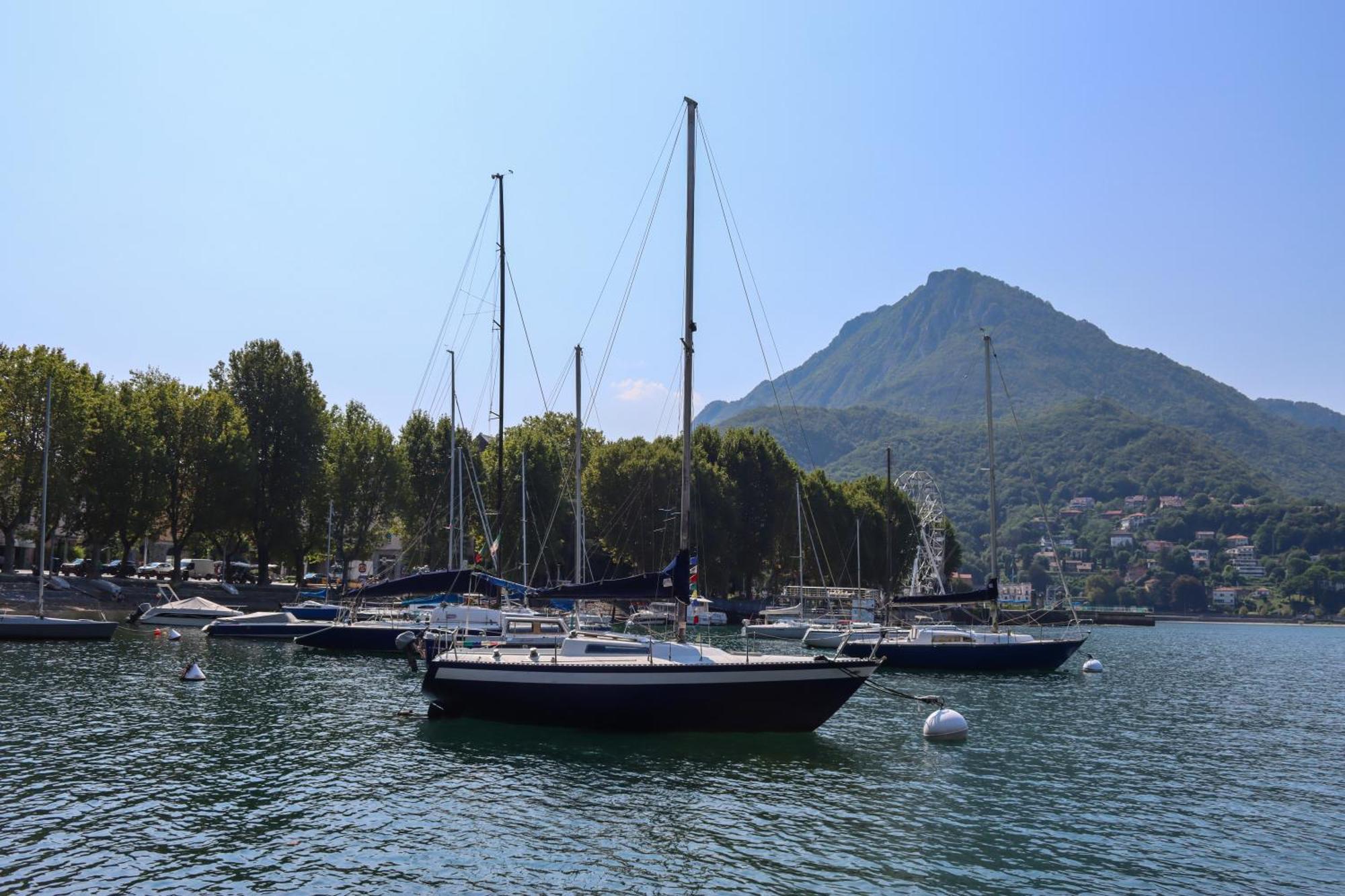 Casa Ardo Wifi & Free Parking In Lecco Center Leilighet Eksteriør bilde