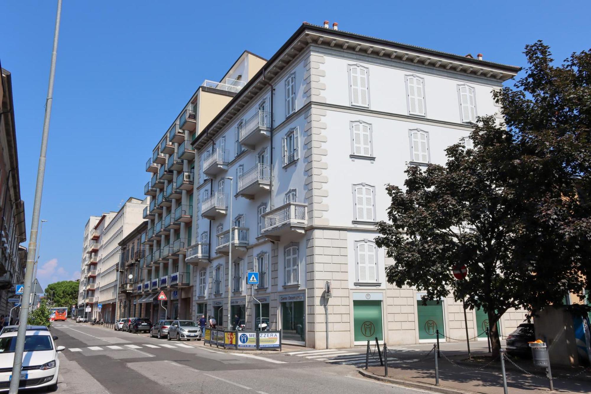 Casa Ardo Wifi & Free Parking In Lecco Center Leilighet Eksteriør bilde
