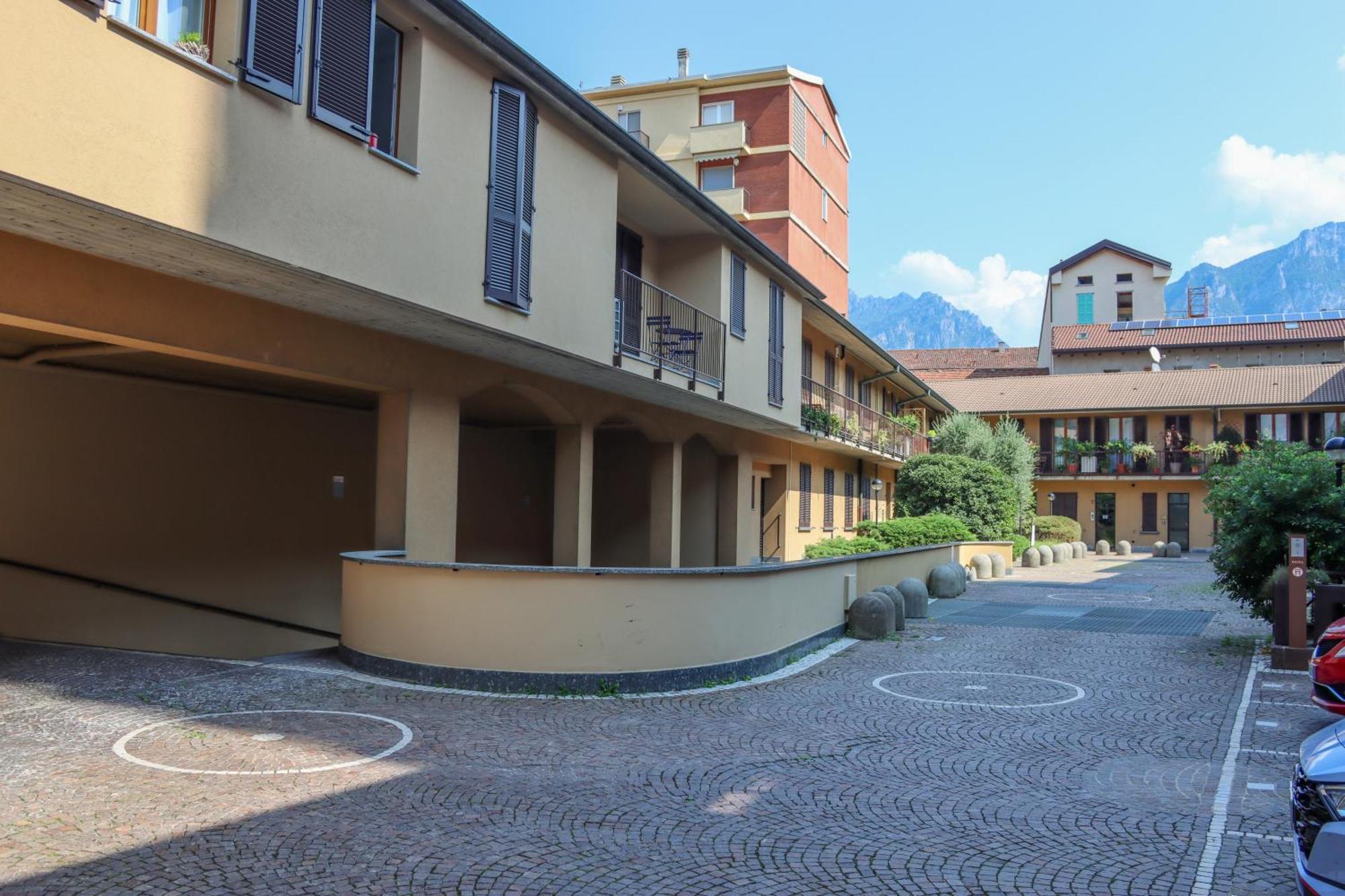 Casa Ardo Wifi & Free Parking In Lecco Center Leilighet Eksteriør bilde